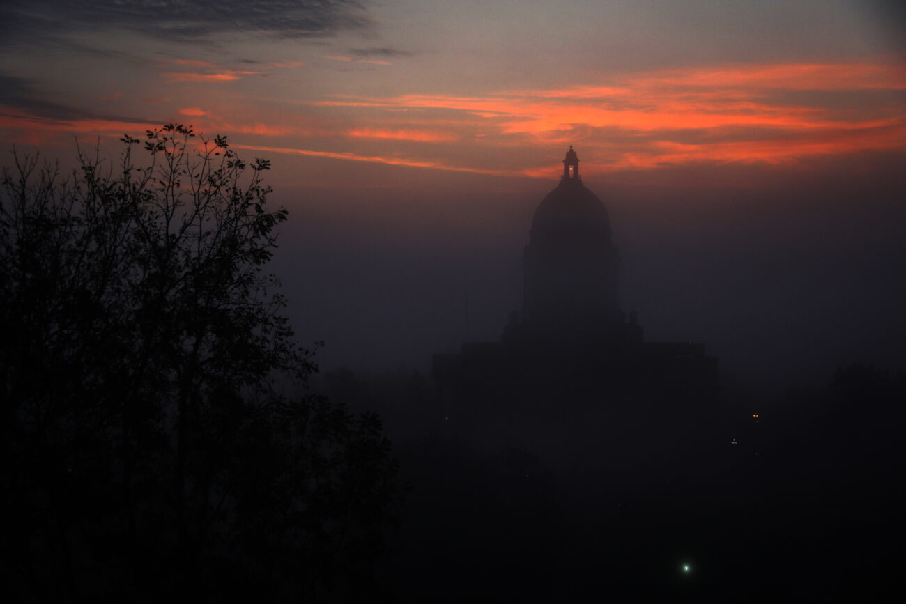 The sun rises through the early fog in Frankfort, Ky. on Thursday, Oct. 14, 2021 (Photo by Martha McHaney).